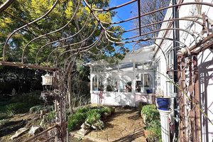 2a Preston Park Avenue